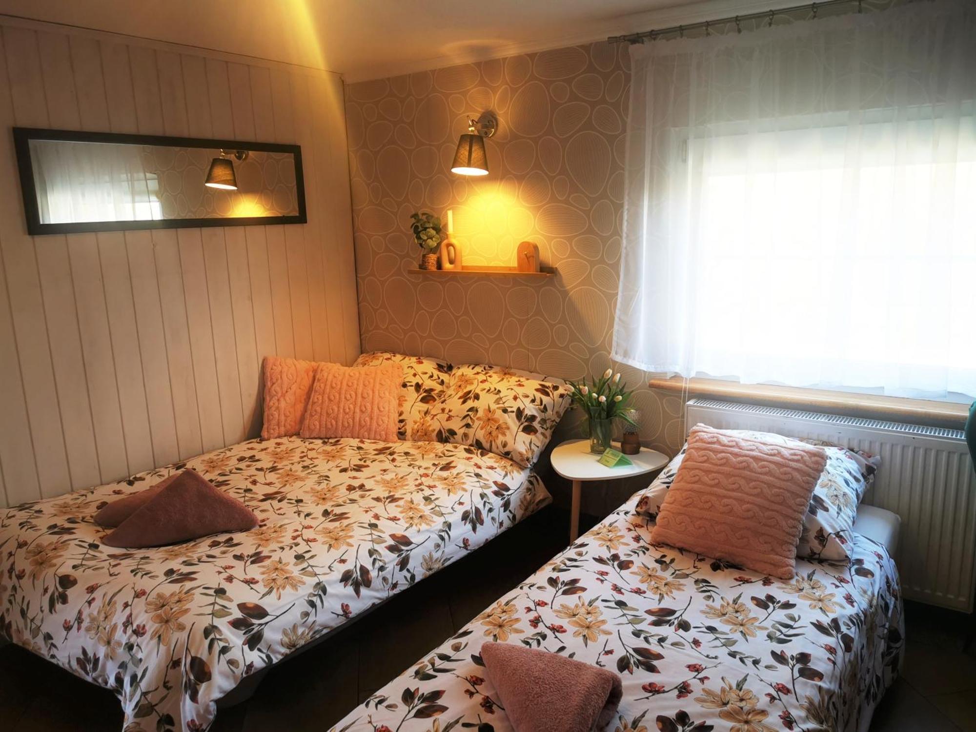 Eden Villa Sedziszowa Ngoại thất bức ảnh